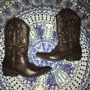 Mossimo Supply Cowgirl Boots
